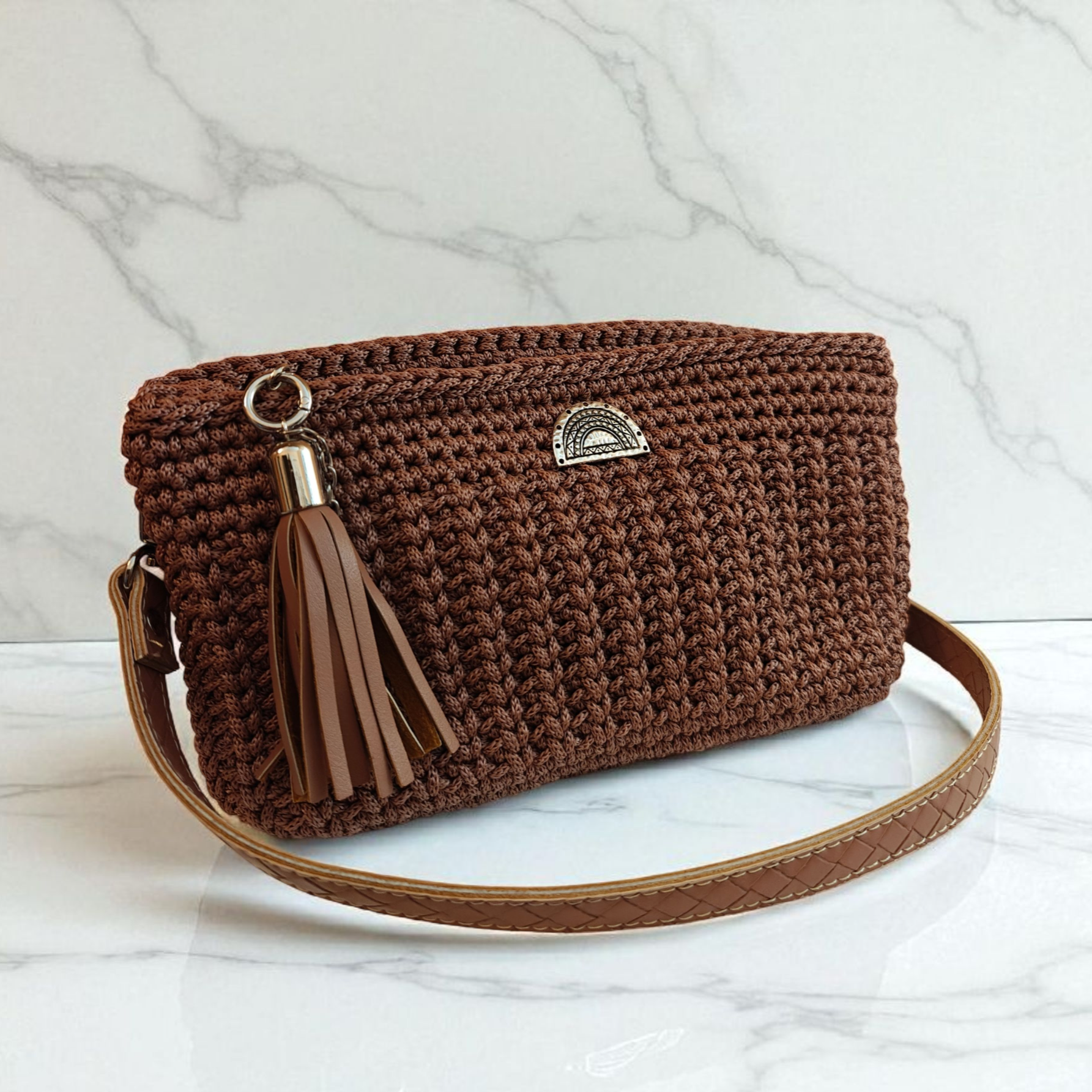 Πλεκτό τσαντάκι σάπιο μήλο με ανάγλυφη πλέξη