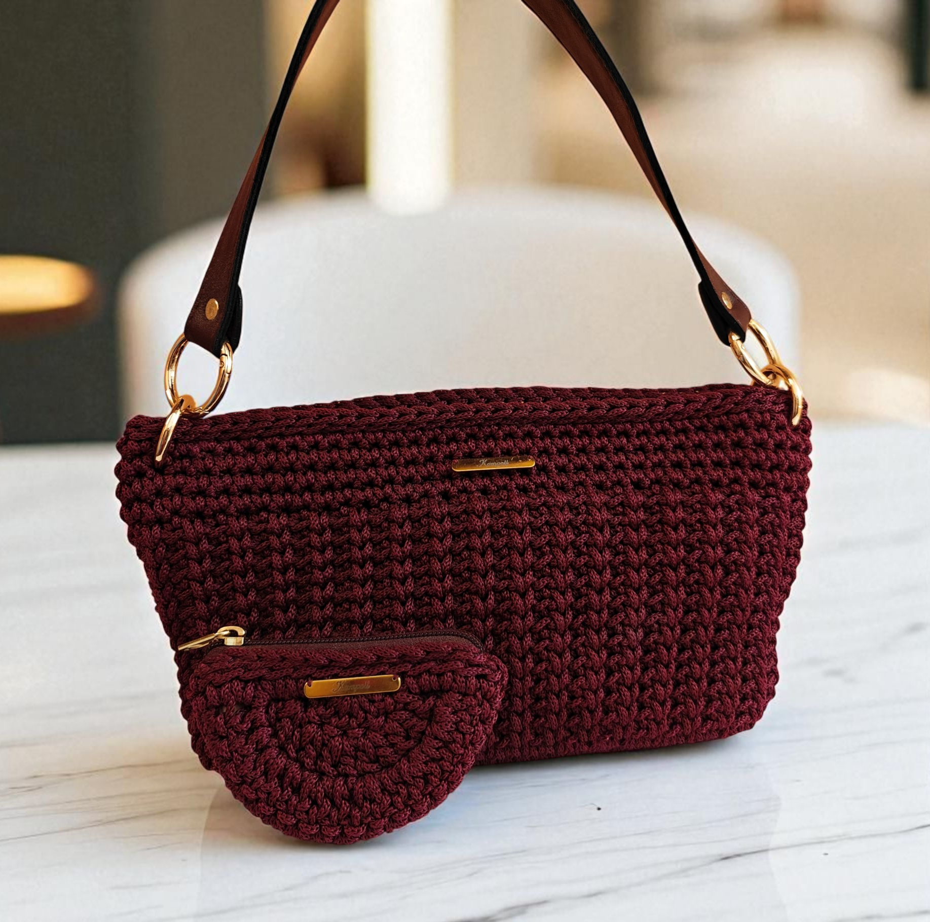 Σετ: Μπορντώ τσάντα με χεράκι ή αλυσίδα ώμου & Δώρο πορτοφολάκι