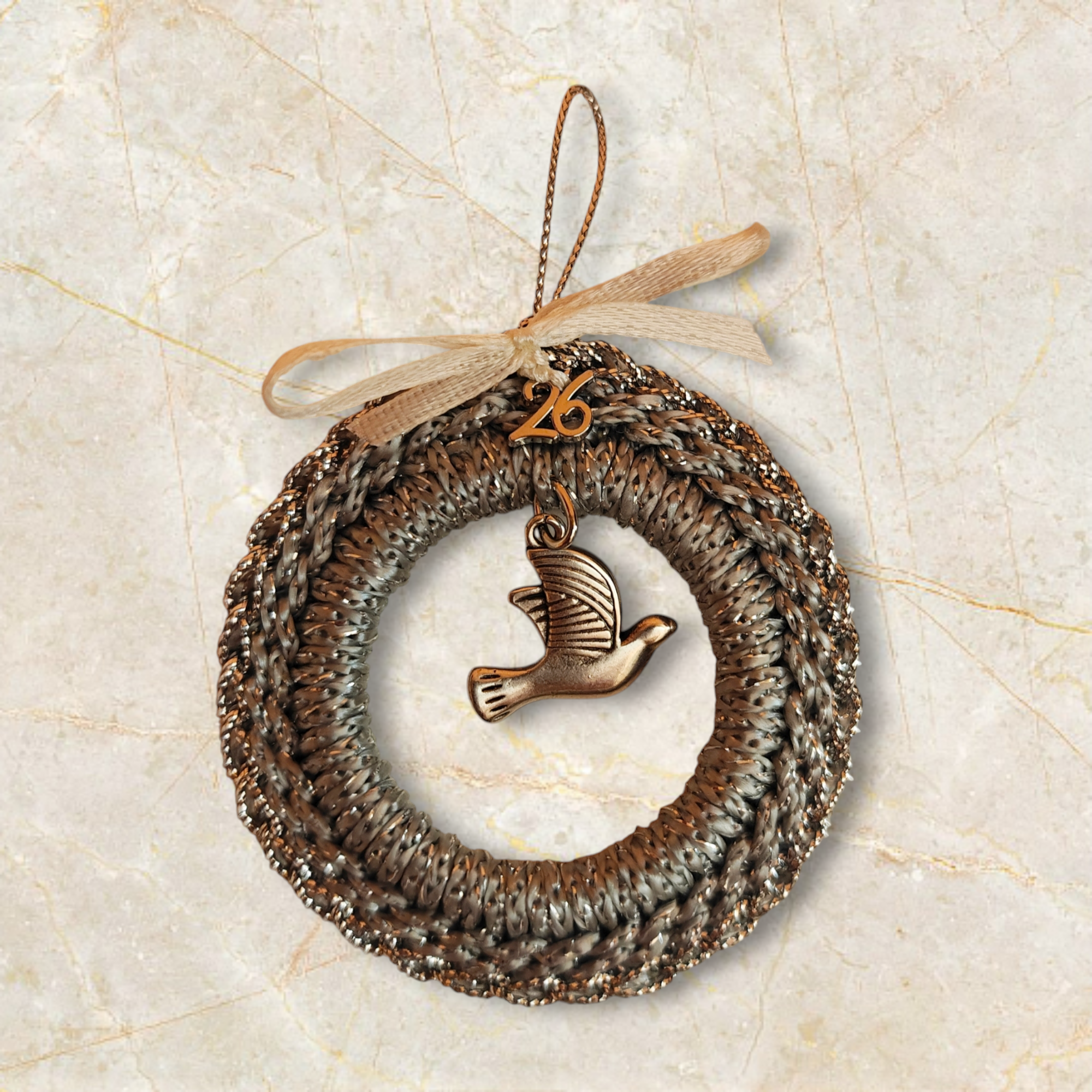 Γούρι '26 ασημί στεφανάκι με περιστέρι